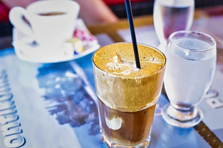 masca de fata cu cafea si lapte