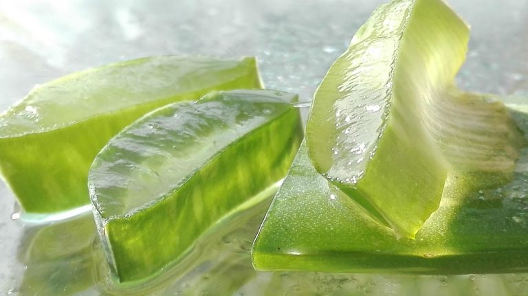 masca de fata cu aloe vera facuta in casa