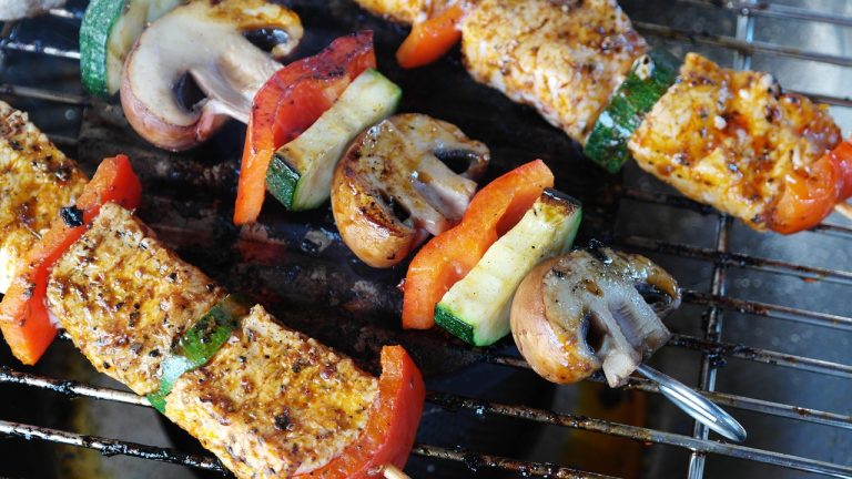 cate calorii are carnea de porc la gratar